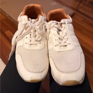 Banana Republic Sneakers